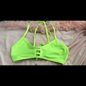 Jolyn neon green top