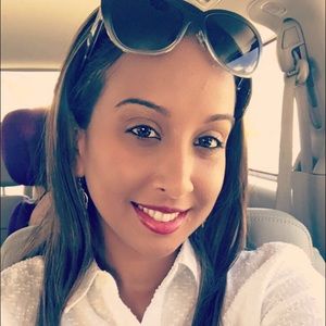 Meet your Posher, Ariane