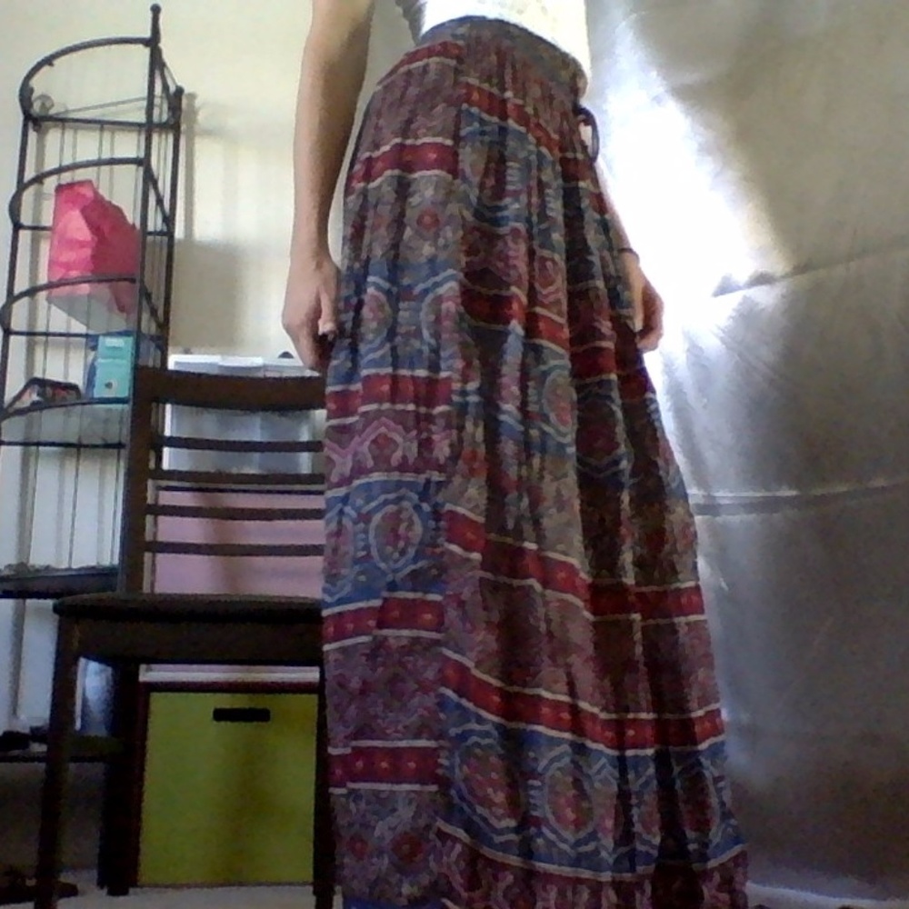 NWOT Abercrombie & Fitch Maxi Skirt