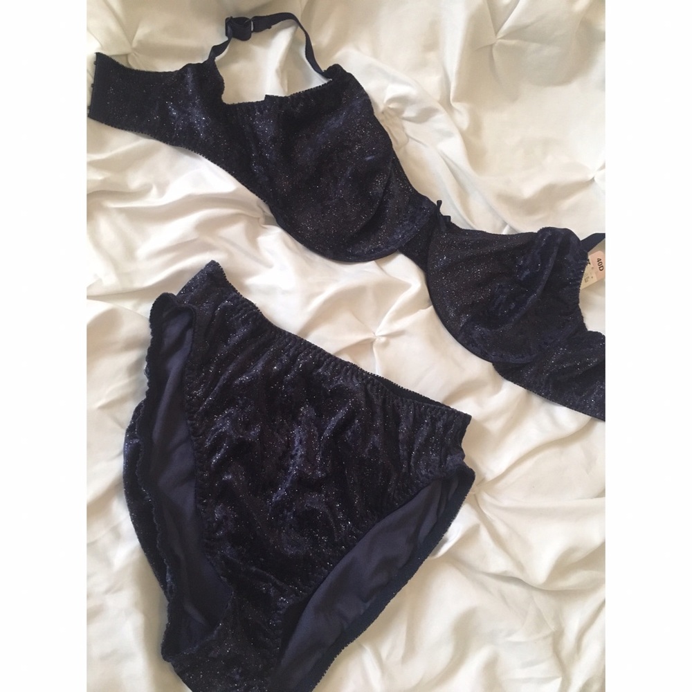Blue velvet panty and bra set