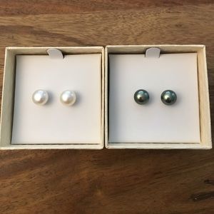 Two pairs of brand new pearl earrings