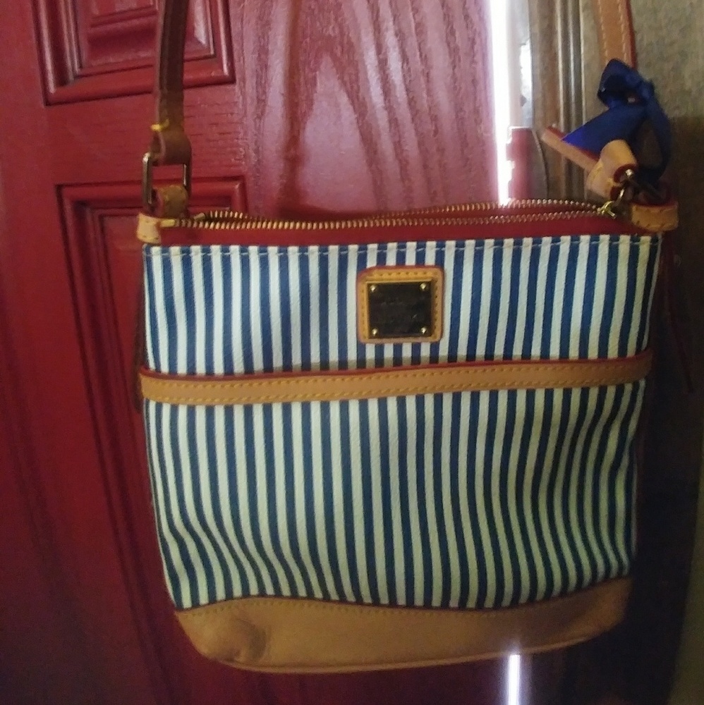 Crossbody bag
