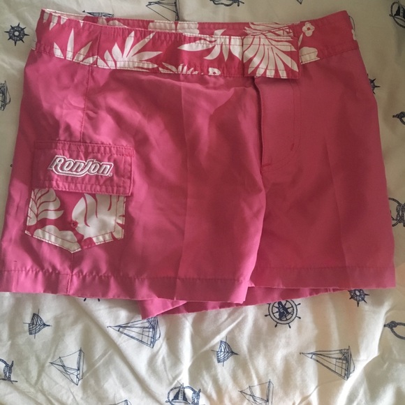 Ron Jon girls board shorts - Picture 2 of 2