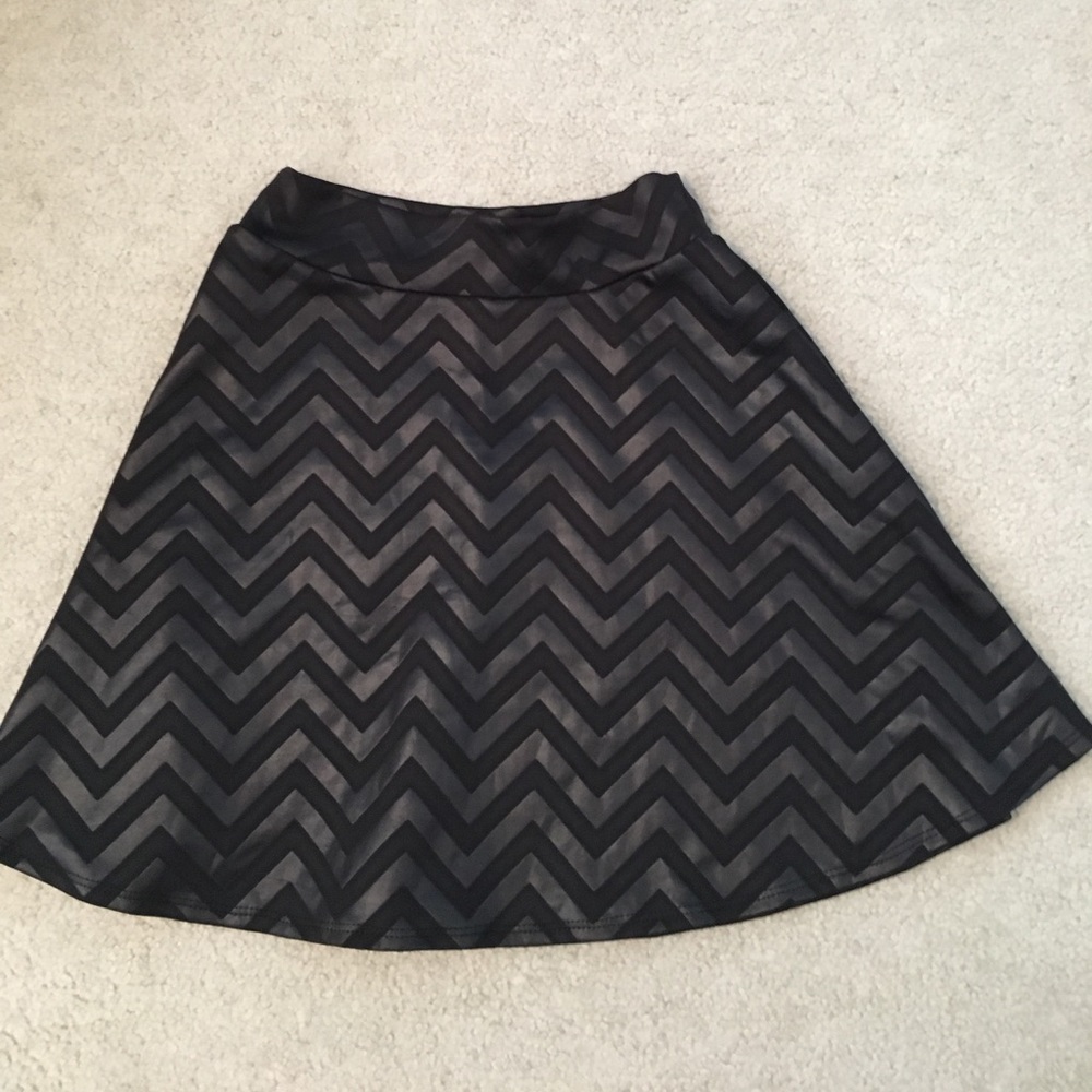 Black stripe mini skirt