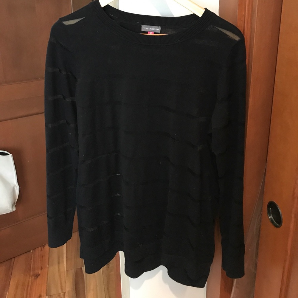 Light weight sweater