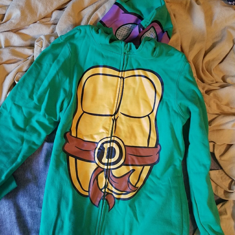 Ninja turtles hoodie w pockets small