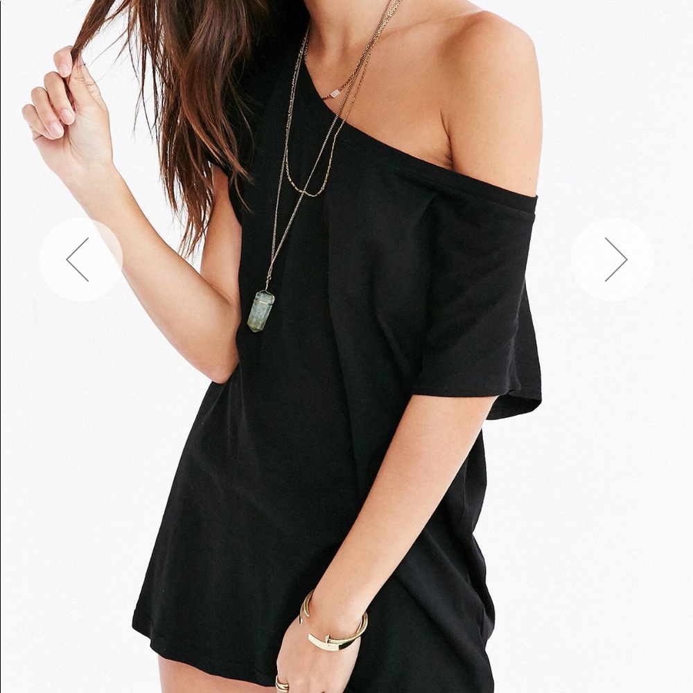 Truly Madly Deeply off-shoulder tee