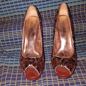 Gold lightly worn heels