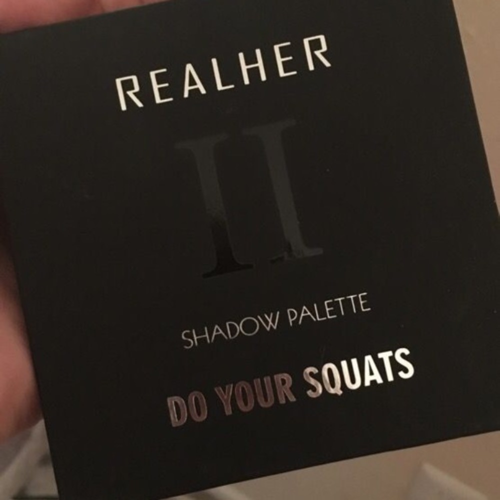 Real her volume 2 eyeshadow