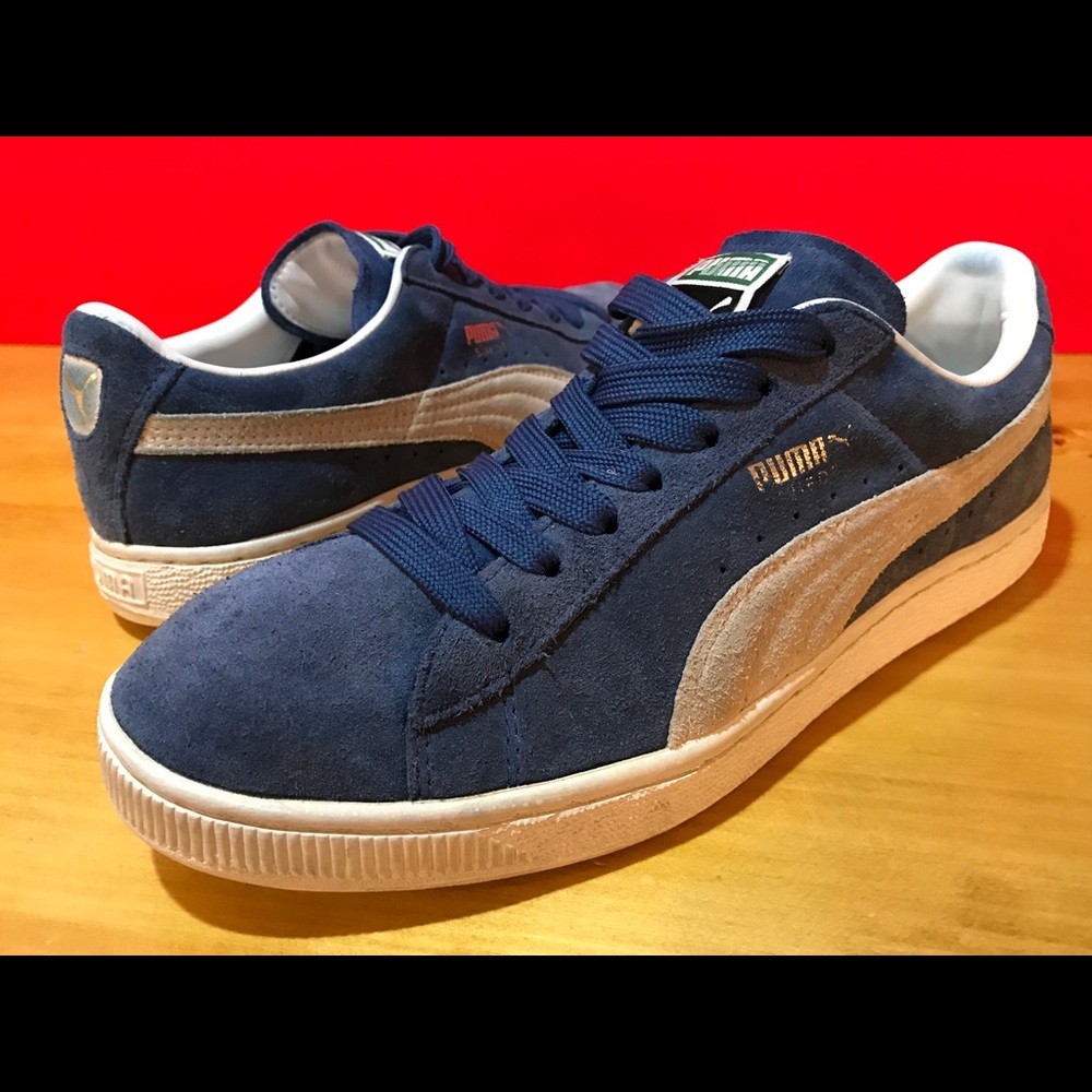 Men's Size 10 Blue & Gray Puma Suede Shoes