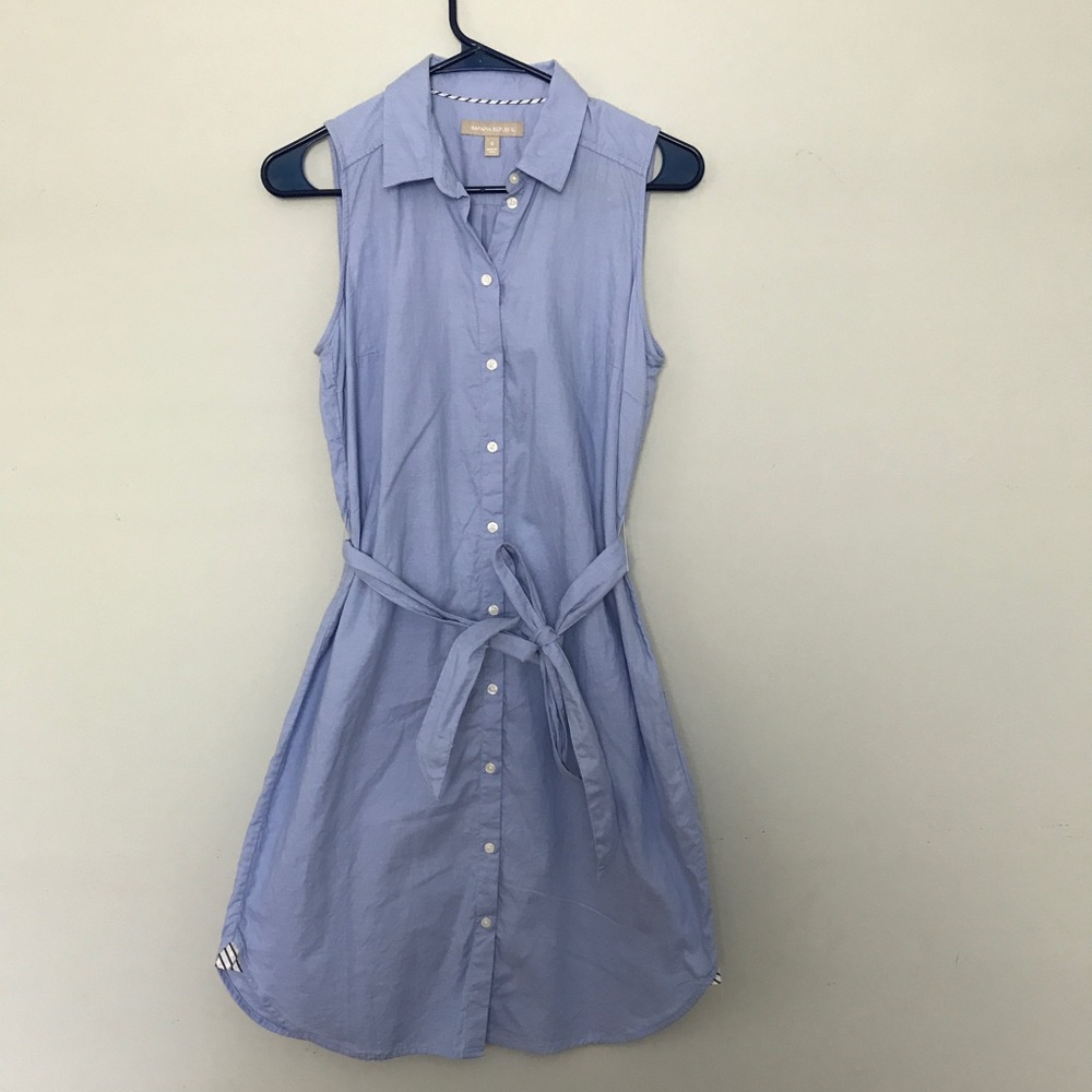 {Banana Republic} Button-Up Tie Dress