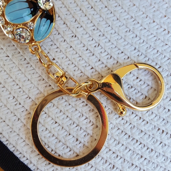 Heart Rhinestone Keychain - Picture 3 of 3