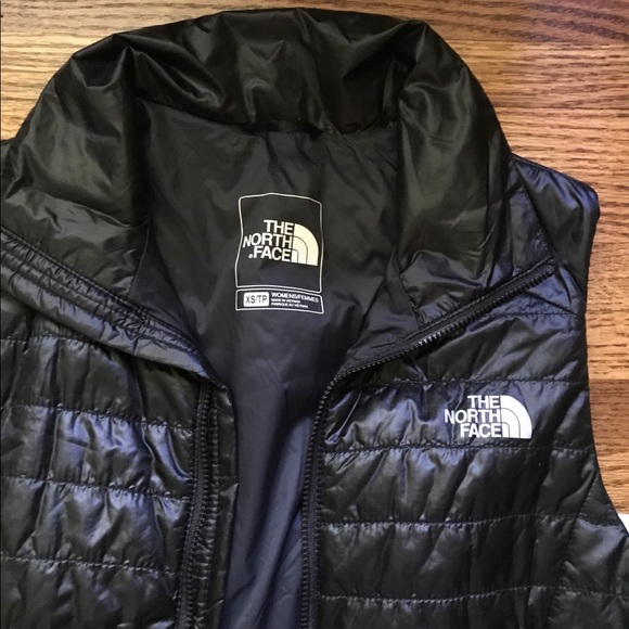 Black North Face Vest - Picture 2 of 3