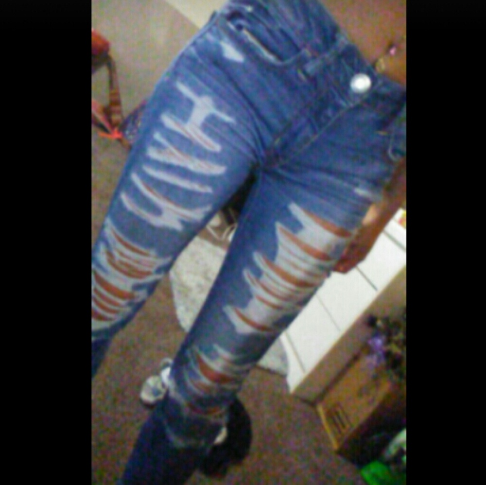 Trade for tay AEO distressed jeggings
