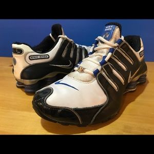 Men's Size 8 Blue & Black Nike Shox Shoes