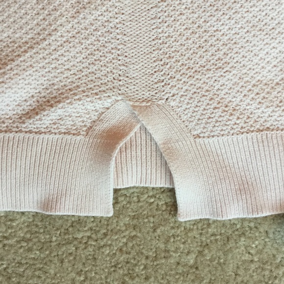 Womens pale pink GAP sweater - Picture 3 of 4