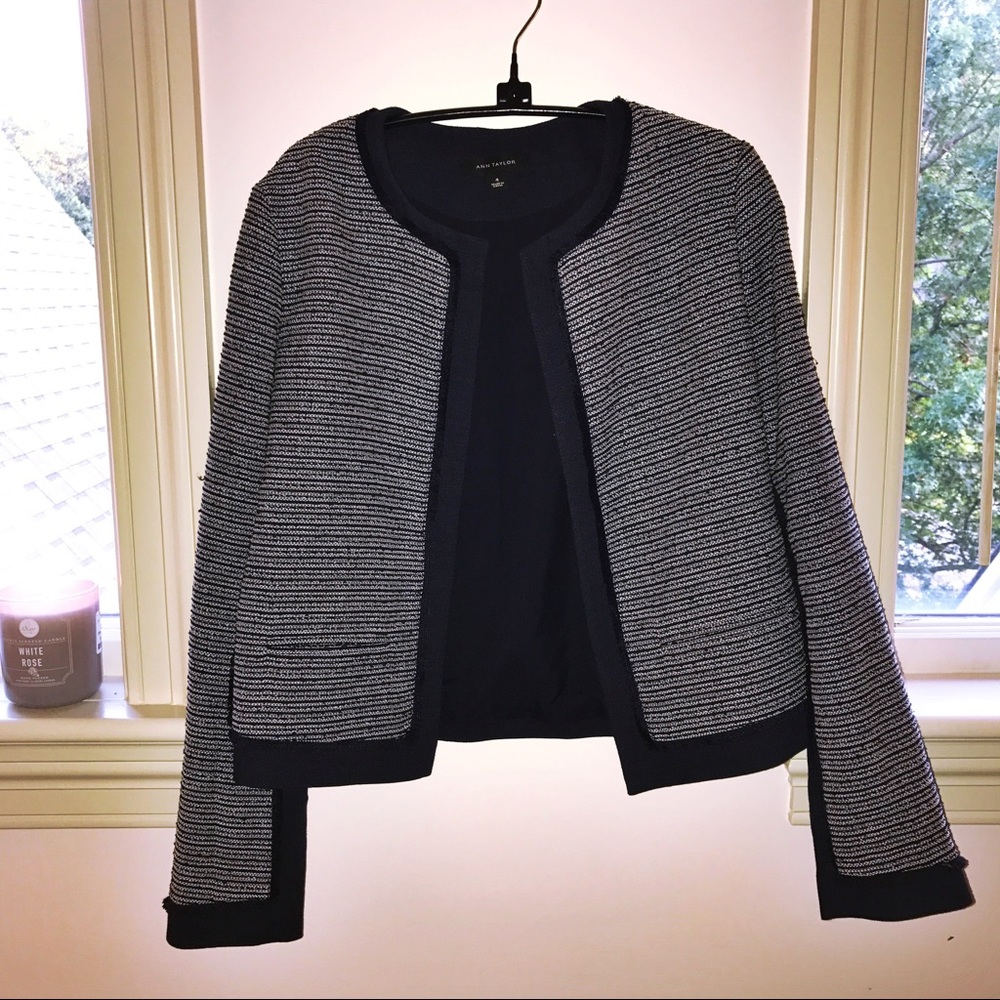 ann taylor navy and white knit blazer