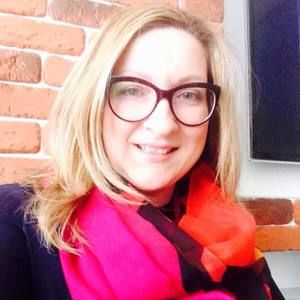 Meet your Posher, Valeria