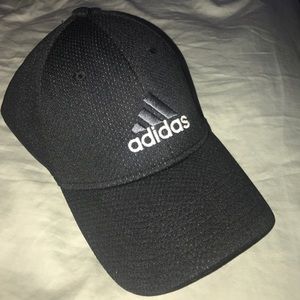 Adidas hat size L