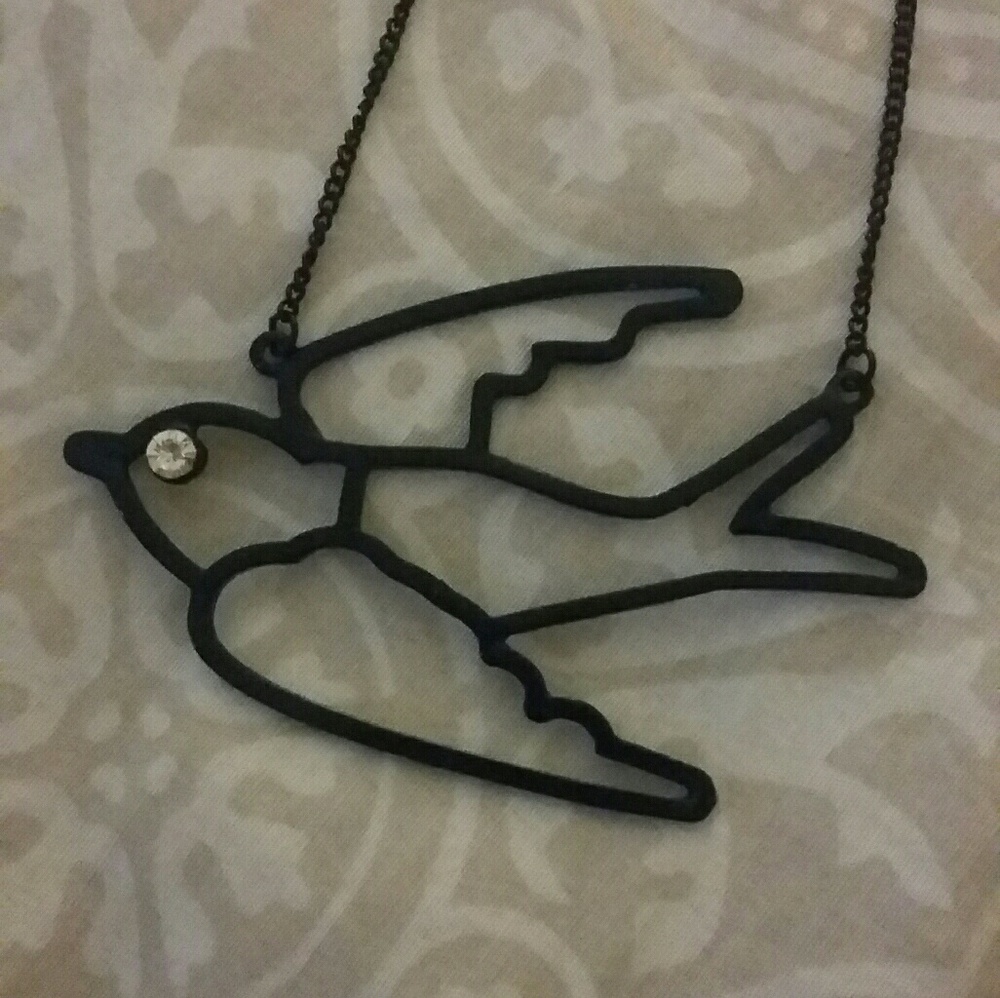 Bird necklace