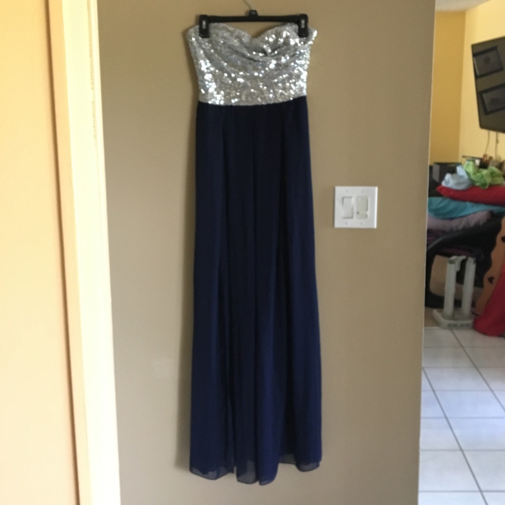 Strapless evening gown - Picture 4 of 5
