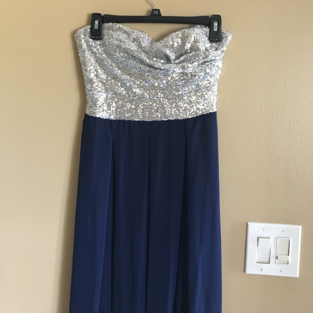 Strapless evening gown - Picture 2 of 5