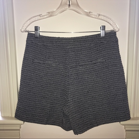 ann taylor navy and white knit shorts - Picture 2 of 3
