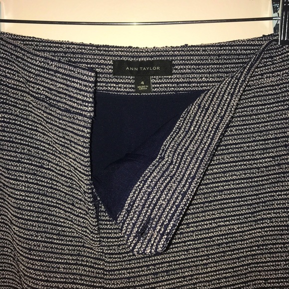 ann taylor navy and white knit shorts - Picture 3 of 3