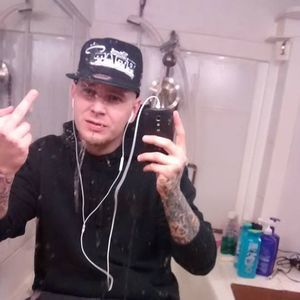 Meet your Posher, Derek