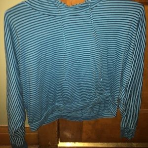 Women's Long Sleeve Crop Top With Hood