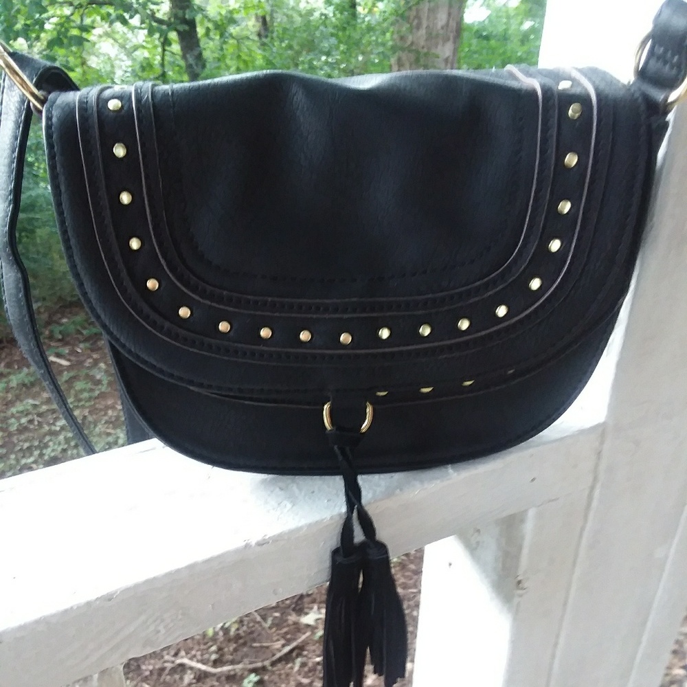NWOT...BLACK STUDDED PURSE