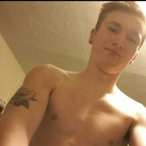 Meet your Posher, Kyler - Picture 1 of 1