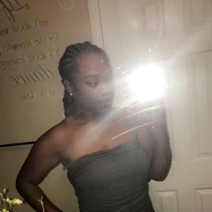 Meet your Posher, Igia