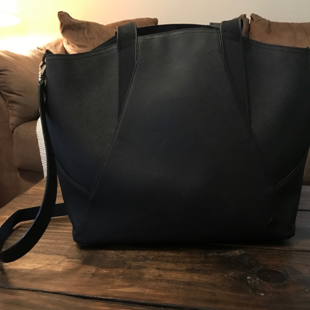 Lululemon All Day Tote mini