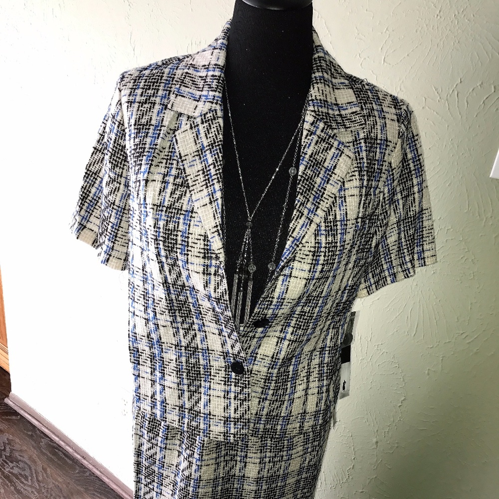 Light Weight Tweed Suit !!!