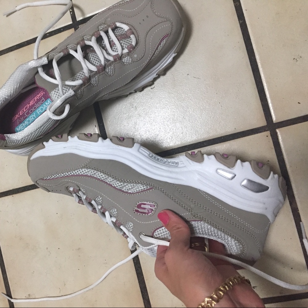 Sketchers brand new Sneakers