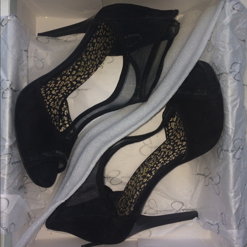 Jessica Simpson heels