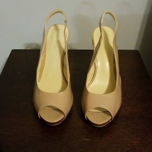 Shoes size 8 1/2 M
