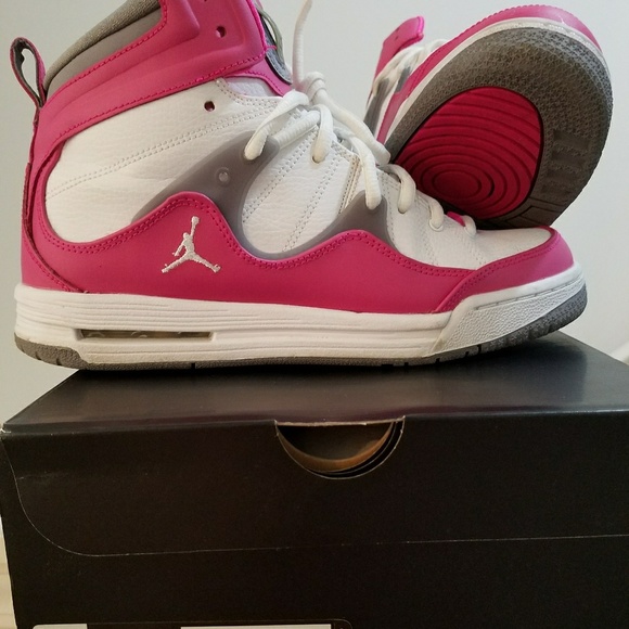 Girls jordan flight TR 97 size 7 - Picture 3 of 5
