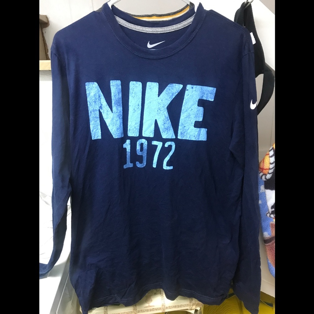 Nike long sleeve pullover