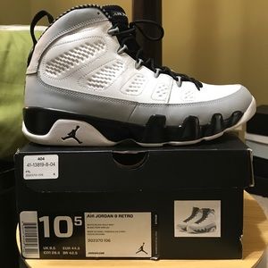 Air Jordan Retro 9