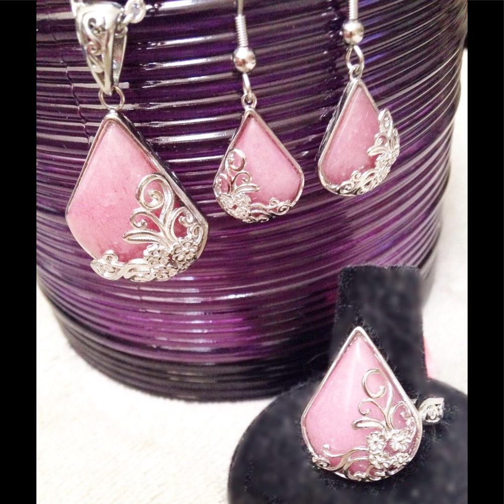 Rhodonite Set 22 CT’s