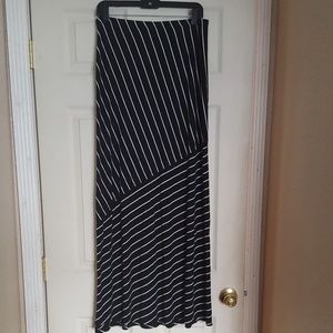 Matry M Asymmetrical Design Maxi Skirt