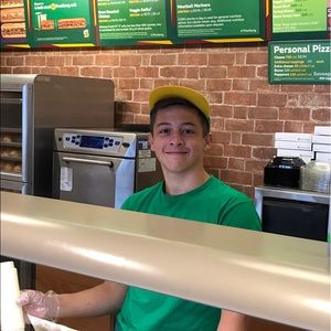 Meet your Posher, Robbie