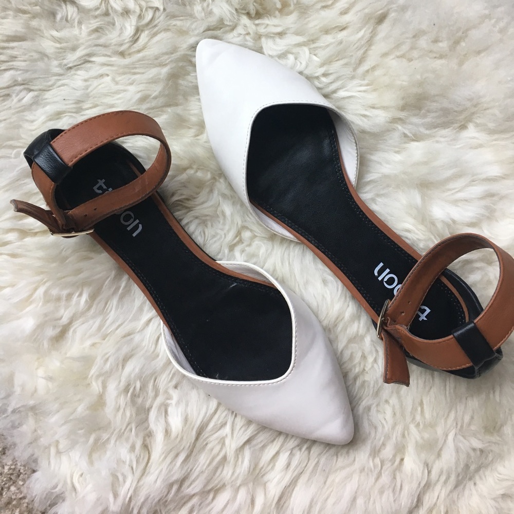 Tricolor Tilden aubree ankle strap flats size 8.5