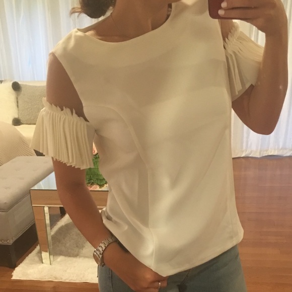 White Mesh Fringe-Sleeved Top large - Picture 4 of 5