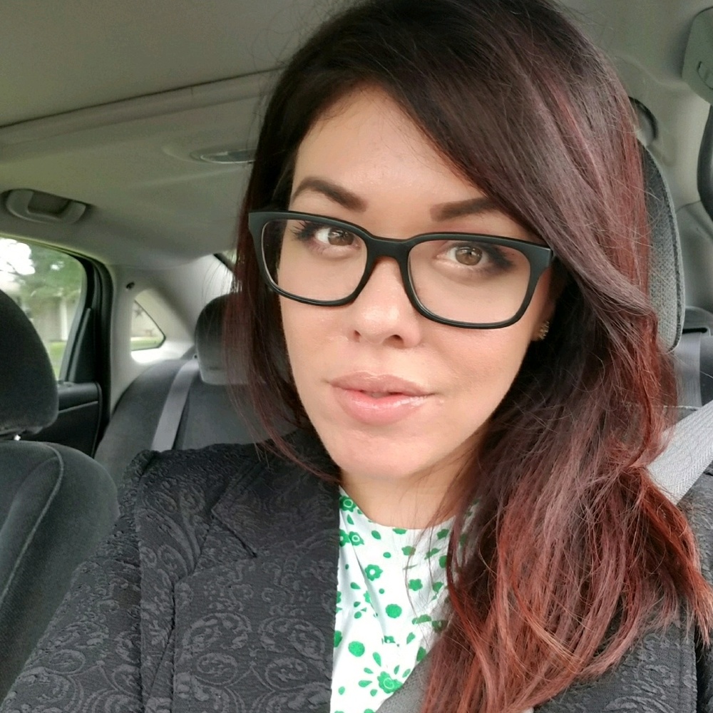 Meet your Posher, Sara