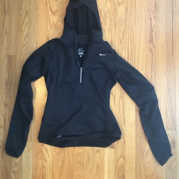 Black Nike running jacket - Picture 1 of 4