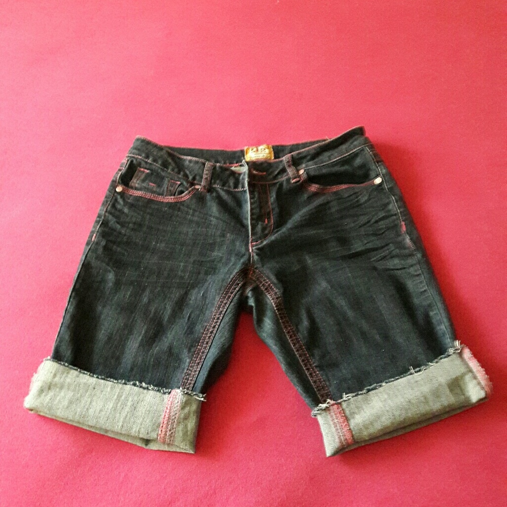 J2 DEMIN JEAN SHORTS BY JOY JOU