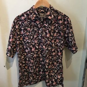 Vintage Hawaiian shirt